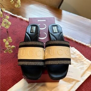 Gucci Beige and Black Logo Slide Sandals